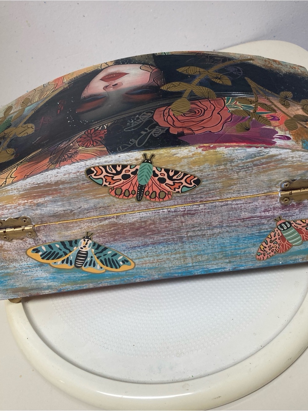 Hand Created Novelty Box - Picture 6 of 6